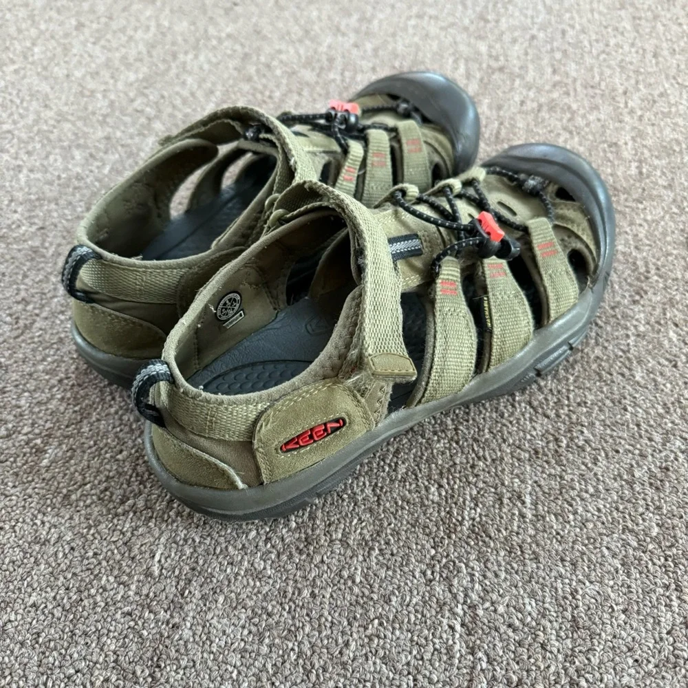 Keen Newport h2 1025060 Olive Orange Water Sandals Hiking U6 EU 38‎